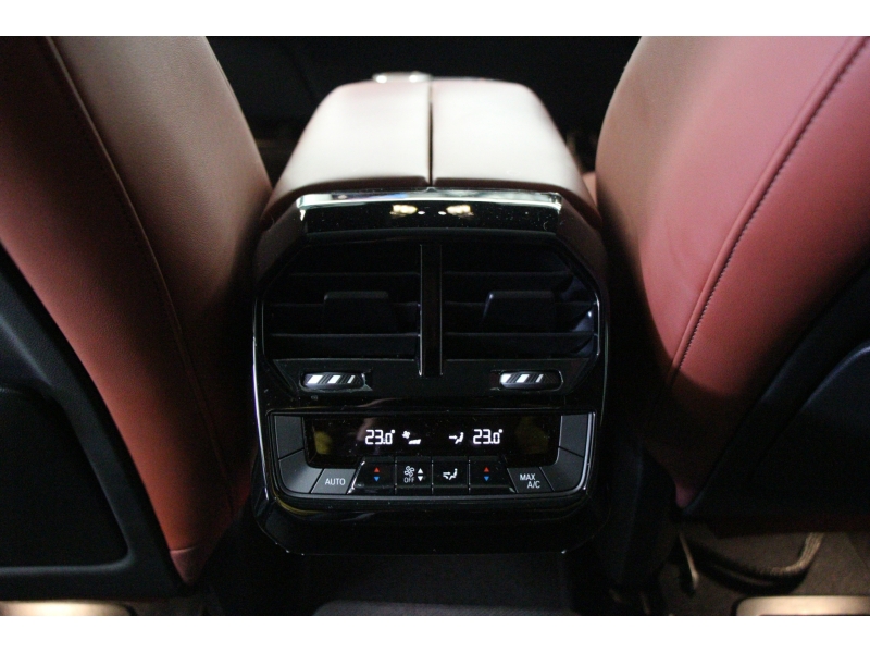 BMW iX xDrive40