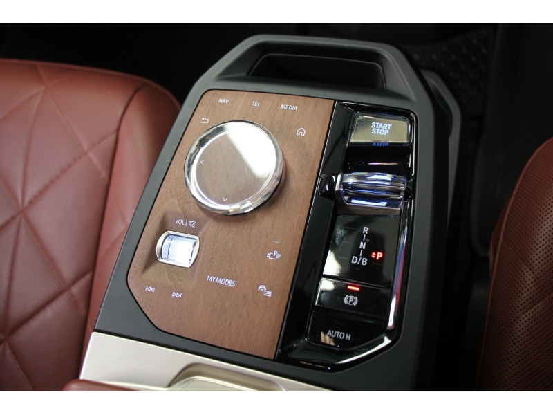 BMW iX xDrive40