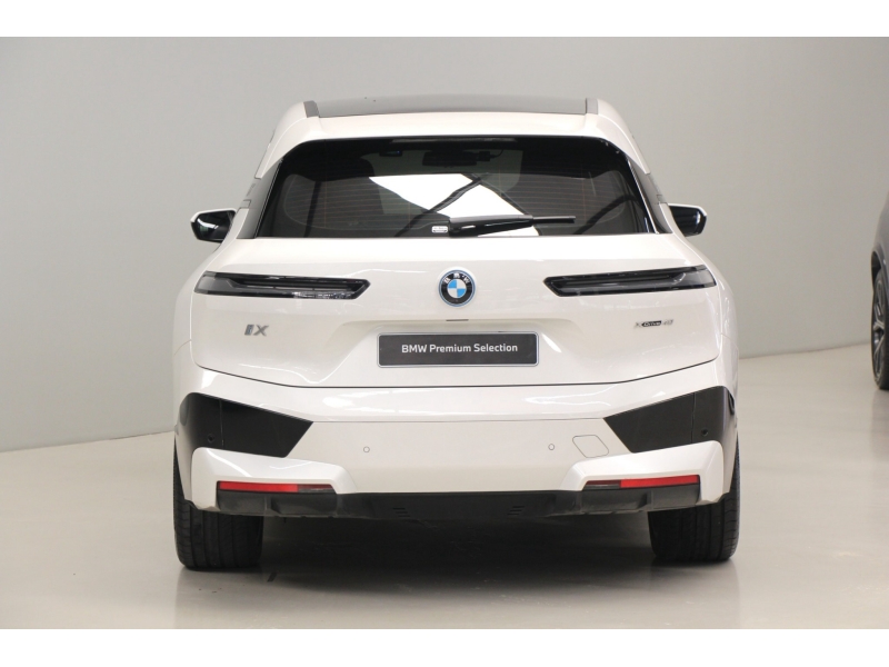 BMW iX xDrive40