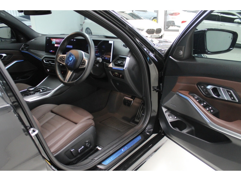 BMW 330e M Sport