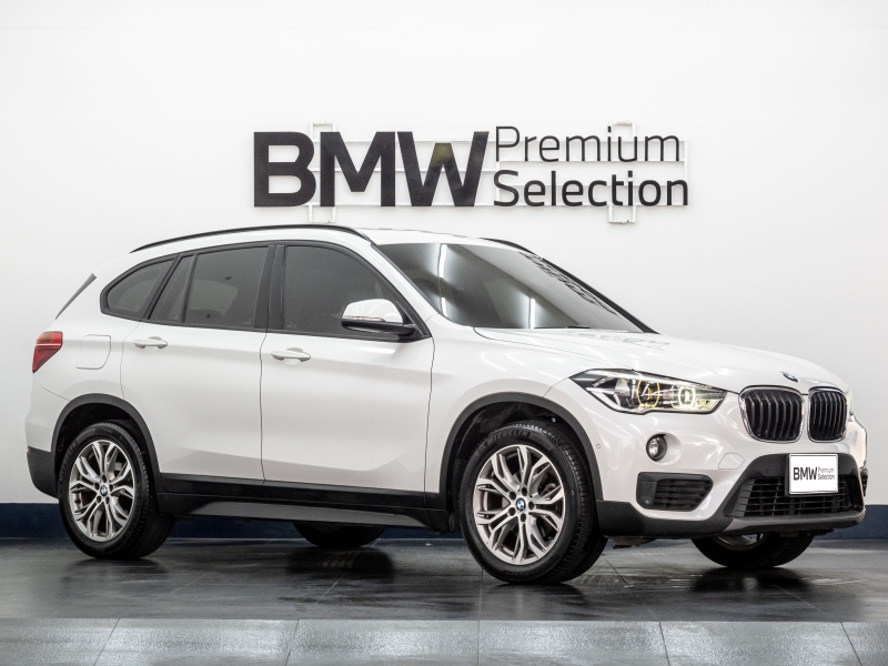 BMW X1 sDrive18i Iconic