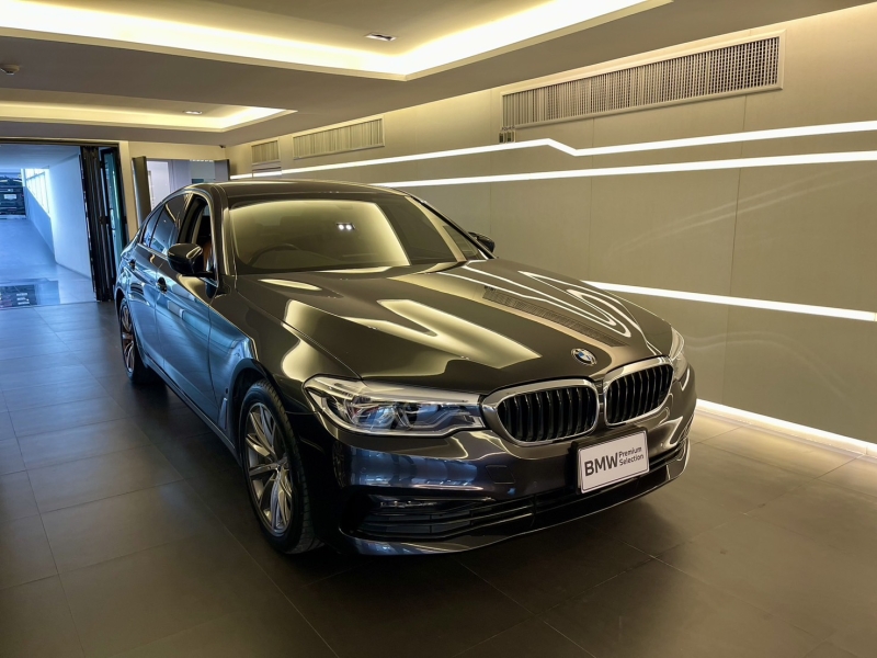 BMW 530e Elite