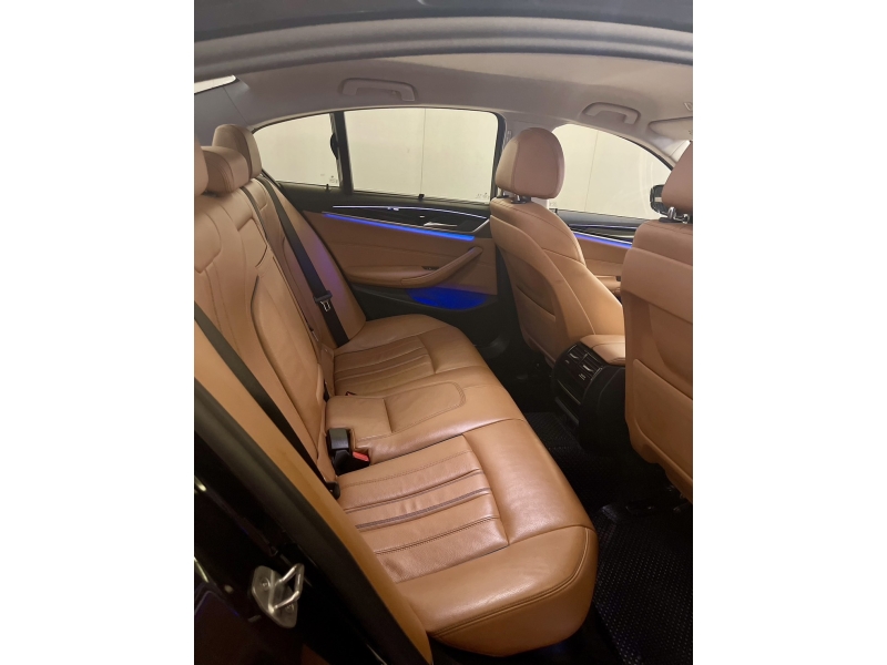BMW 530e Elite