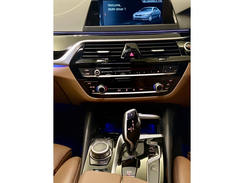 BMW 530e Elite