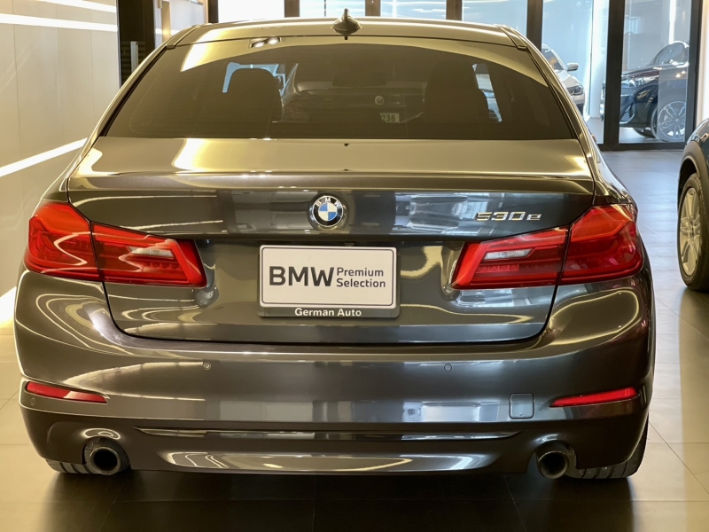 BMW 530e Elite