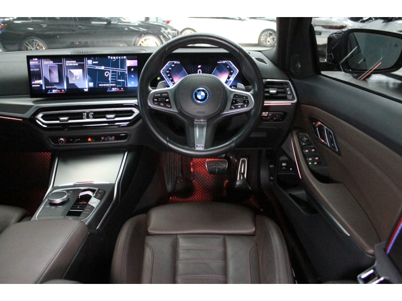 BMW 330e M Sport