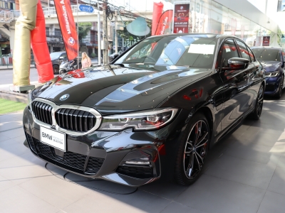 BMW 330e M Sport